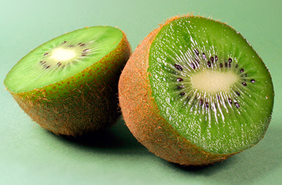 Who else is learning from the Kiwifruit industry?